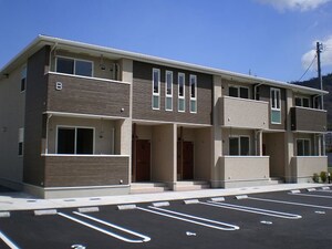 ベル・メゾン鶴市Ｂ外観写真