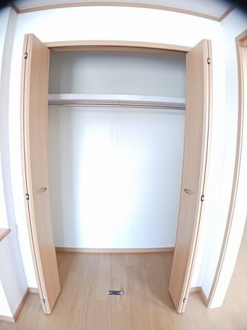 物件内観写真14　(小物を収納するのに便利です)