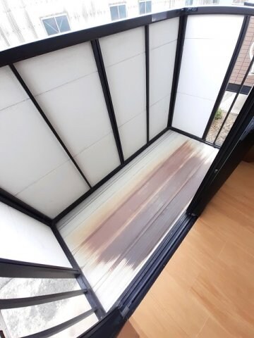 物件内観写真18　(バルコニーがあります)