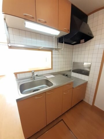 物件内観写真10　(キッチンでお料理をお楽しみください)