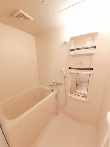 物件内観写真11　(お風呂です)