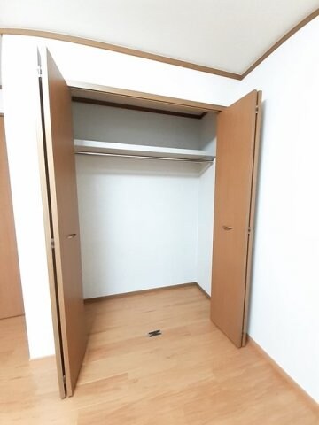 物件内観写真14　(ちょっとした収納スペースも充実しています)