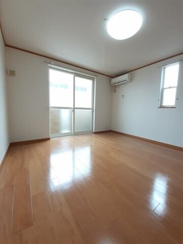 物件内観写真9　(おしゃれな内装です)