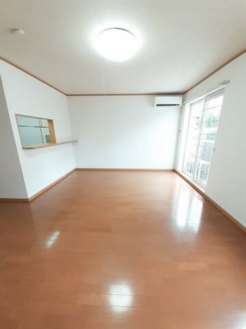 物件内観写真9　(過ごしやすい室内です)