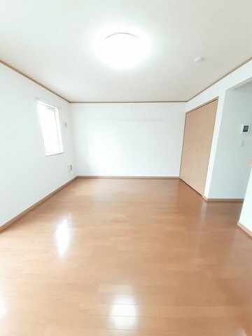 物件内観写真12　(物件の内装です)