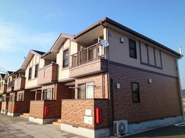 物件外観写真1　(外はこのようになっています)