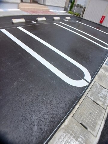 物件外観写真2　(駐車場です)