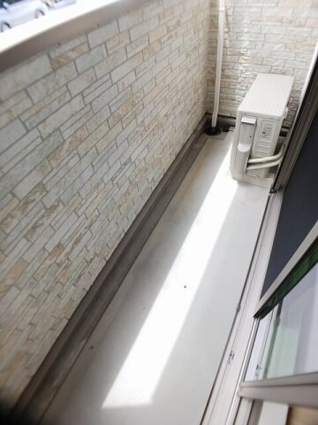 物件内観写真18　(バルコニーがあります)