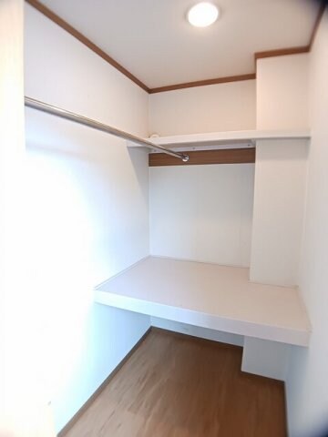 物件内観写真14　(収納のためのスペースです)