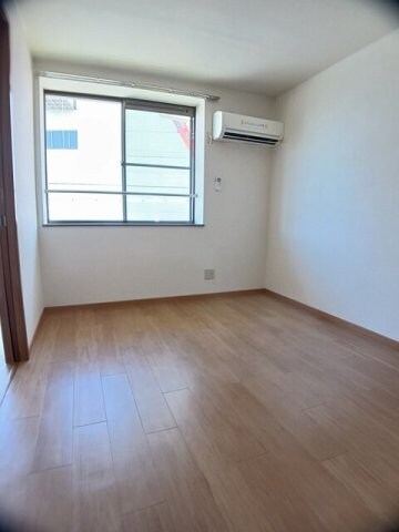 物件内観写真12　(内装もきれいです)