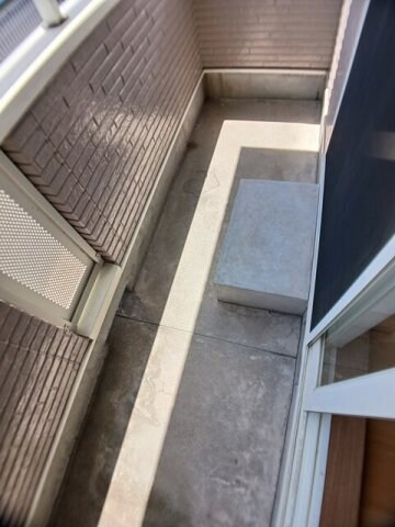 物件内観写真18　(広々としたバルコニーです)