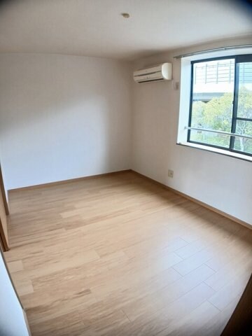 物件内観写真12　(おしゃれな内装です)