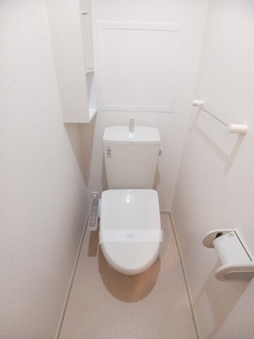 物件内観写真16　(落ち着いたトイレです)