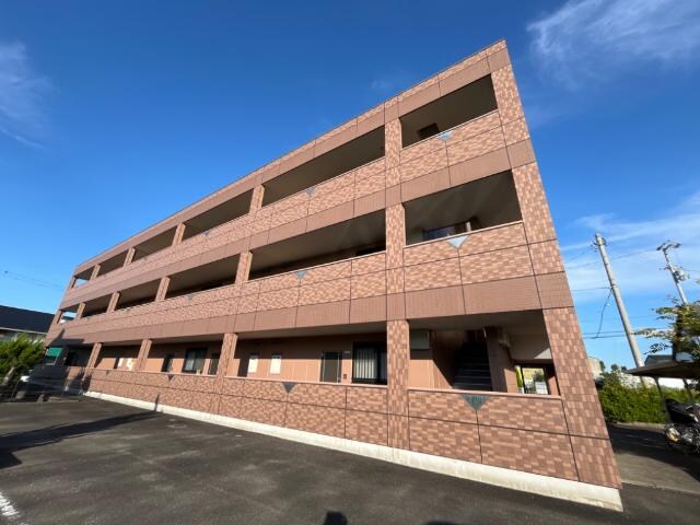 物件外観写真2　(外観写真（昼）)