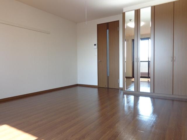 物件内観写真9　(室内)