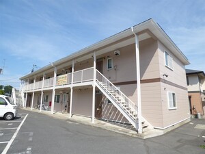 ファミリー8外観写真