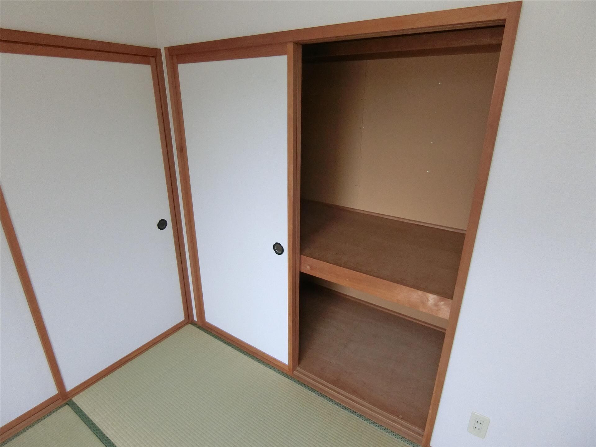 物件内観写真8　(収納)