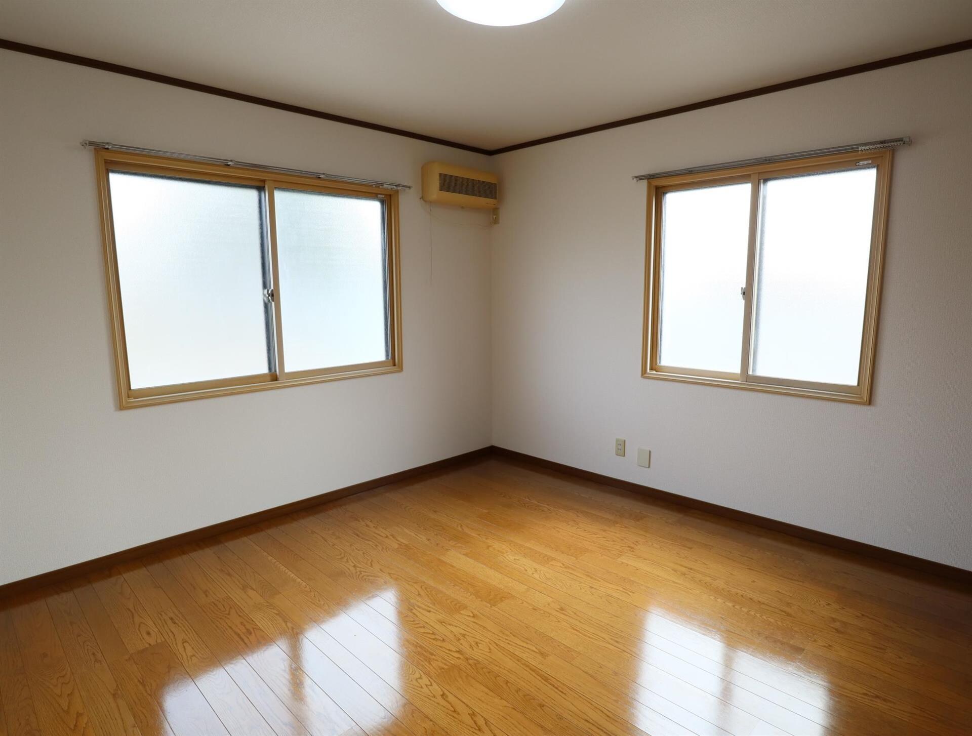 物件内観写真18　(洋室)