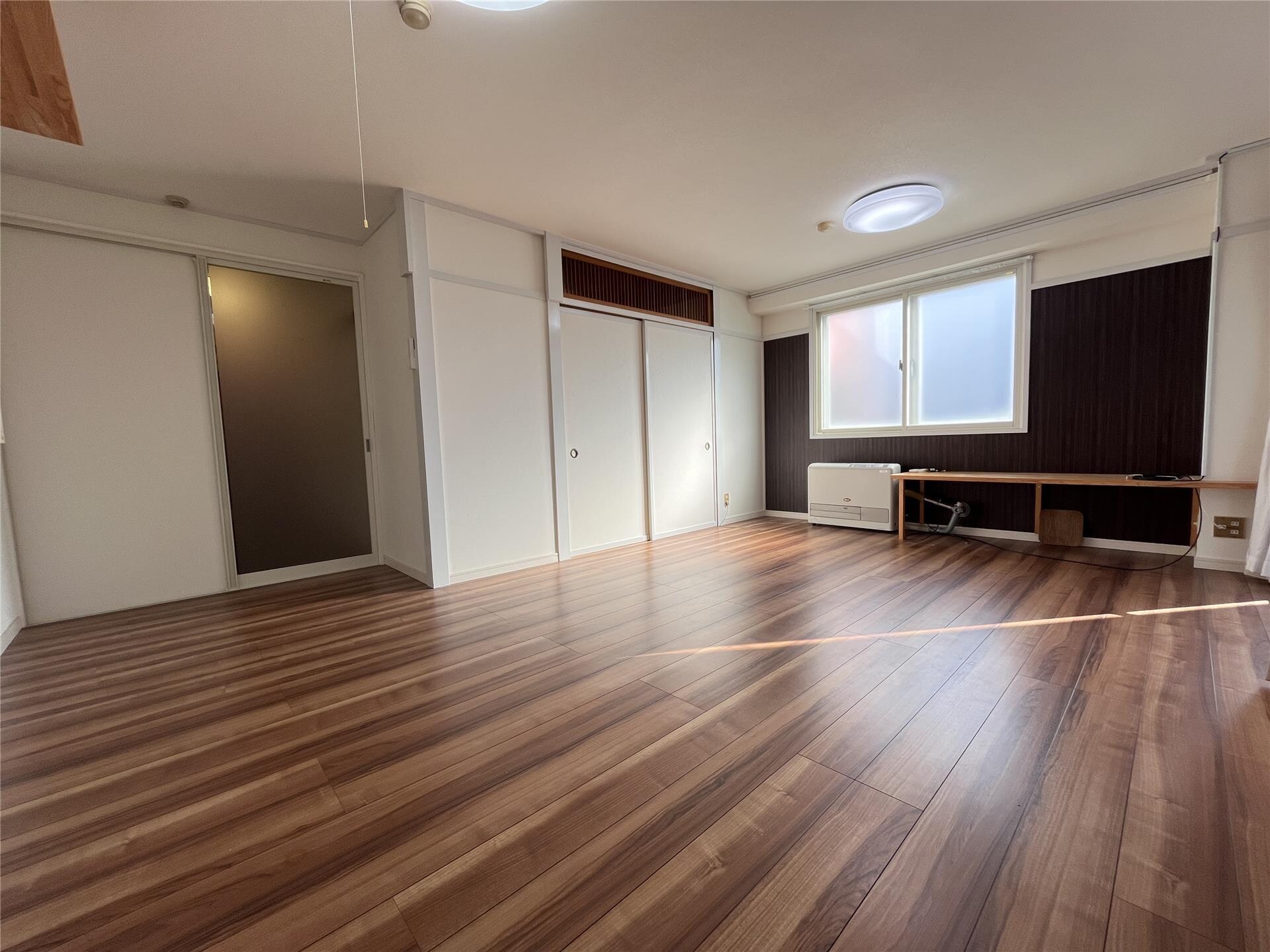 物件内観写真15　(洋室)