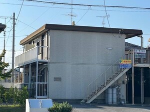 カーサイズミ外観写真