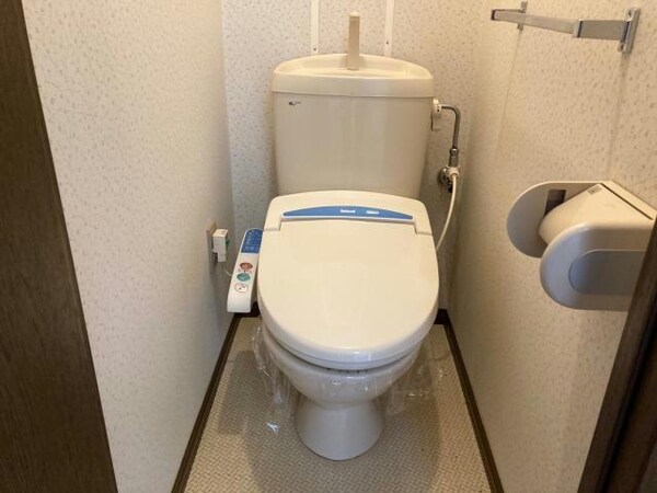 トイレ(温水洗浄便座)