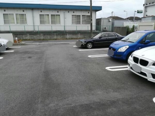 駐車場(駐輪場)