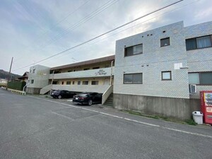 リバーサイドマンション外観写真