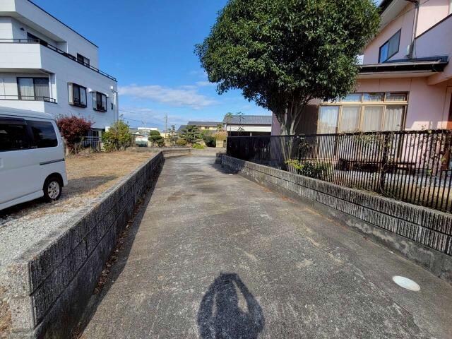 物件外観写真2　