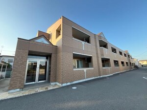 リバレイン今里外観写真