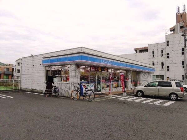 周辺環境(ローソン高松花ノ宮町店まで242ｍ)