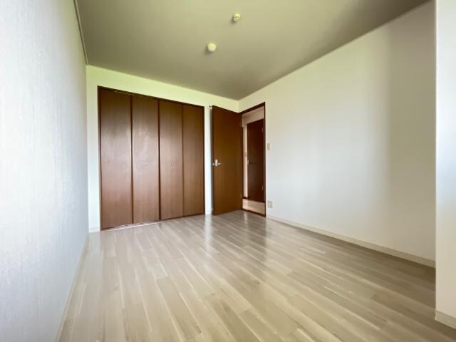 物件外観写真2　(洋室（イメージ）)