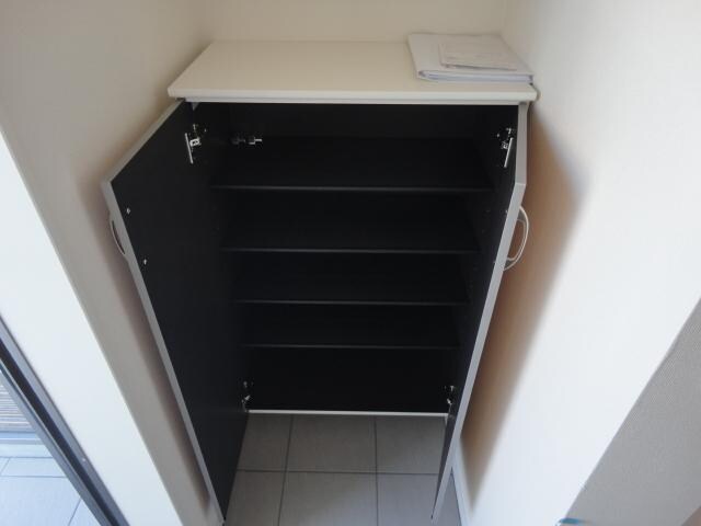 物件内観写真20　(玄関)