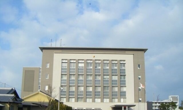 物件外観写真4　(高松南警察署さんまで1000m)