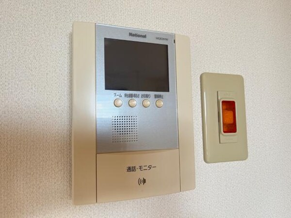 セキュリティ(カメラ付インターホン)