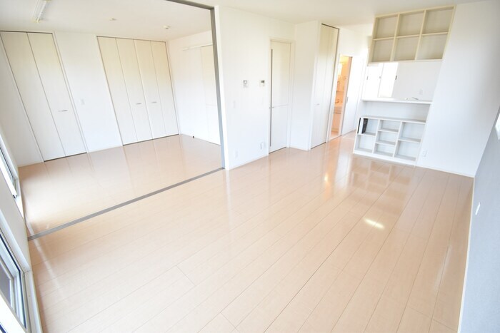 物件内観写真3　(他部屋参照)