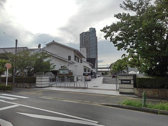 物件外観写真8　(宇多津町立宇多津北小学校まで1300m)