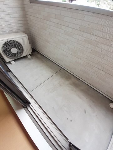 物件内観写真18　(落ち着いた時間を過ごせるバルコニーです)