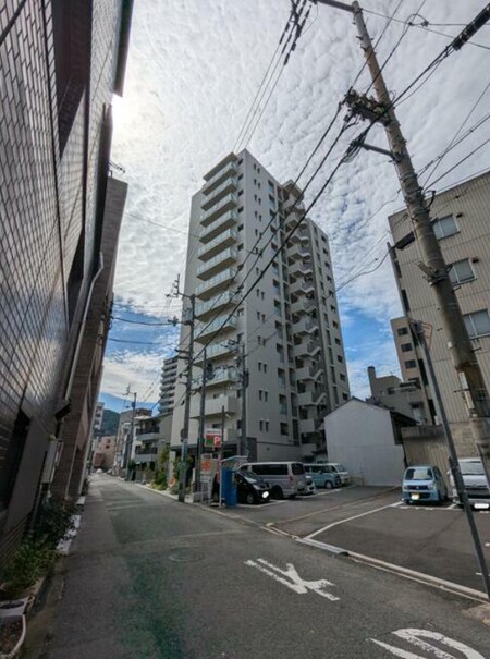 J.CREST県庁前外観写真