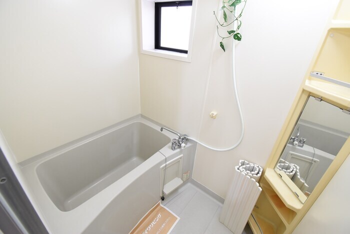 物件内観写真4　(他部屋参照)