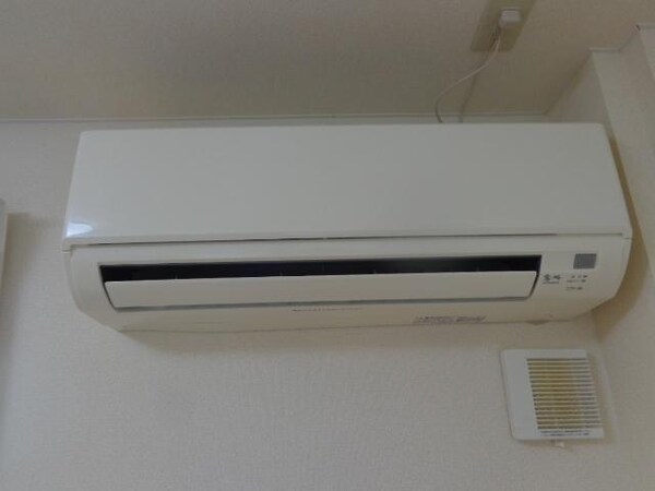 建物設備(エアコン)