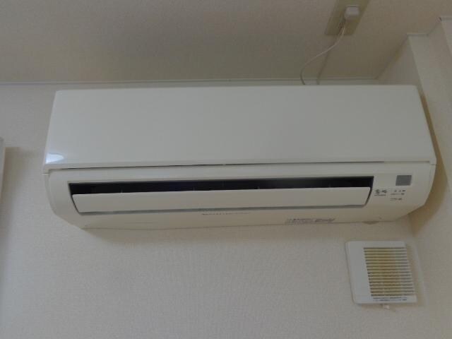 物件内観写真11　(エアコン)