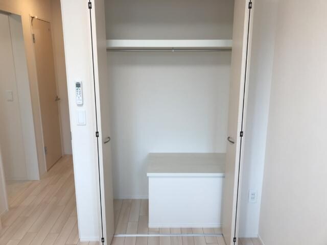 物件内観写真13　(クローゼット)