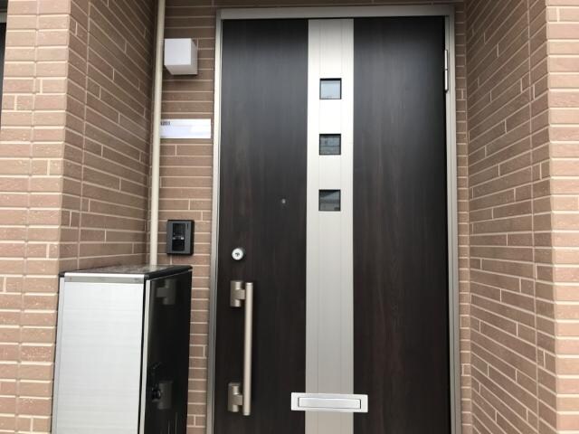 物件内観写真21　(玄関)