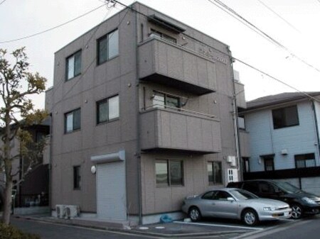 ファミール２００２外観写真