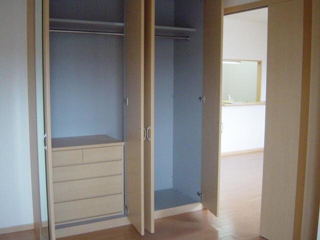 物件内観写真16　(クローゼット)
