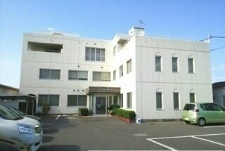 物件外観写真4　(マツオカ医院さんまで370m)