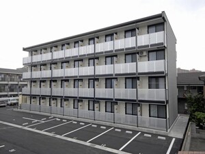 レオパレスフォンテーヌ高松外観写真