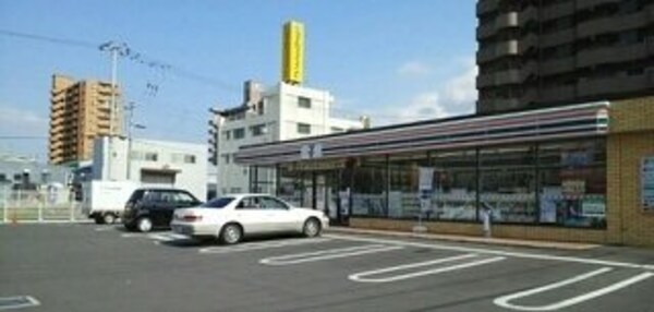 周辺環境(セブンイレブン木太町店さんまで380m)