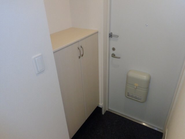 物件内観写真21　(玄関)