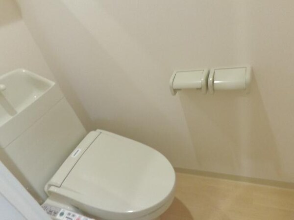 トイレ(シャワー付トイレ)